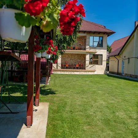 Victory Casa de hóspedes 3*